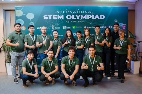 Организаторы от STEM Academia