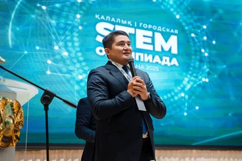 Директор ТОО "STEM Academia" – Мураталиұлы Залқарбек